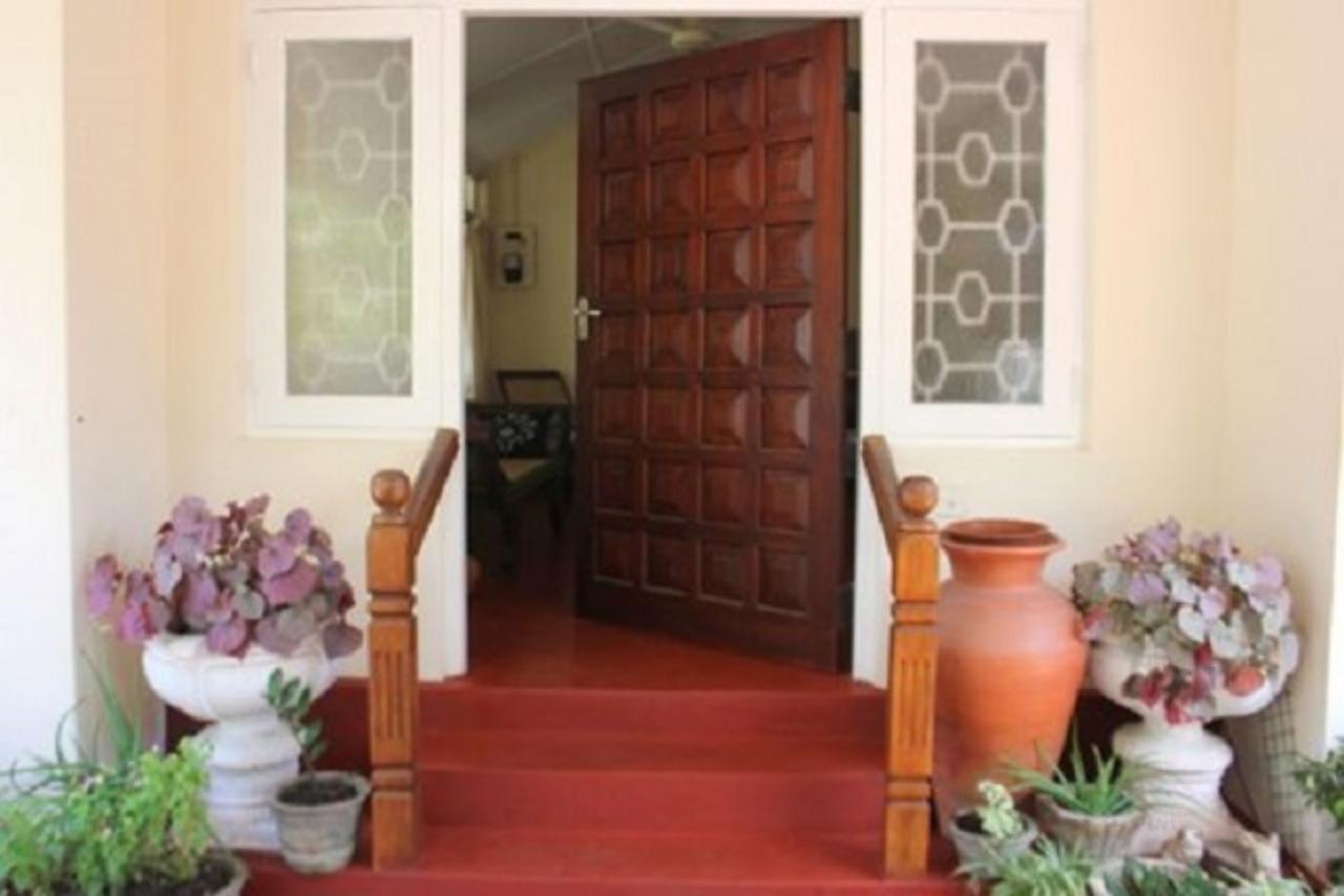 Charming Homestay By The Beach Dehiwala-Mount Lavinia Dış mekan fotoğraf
